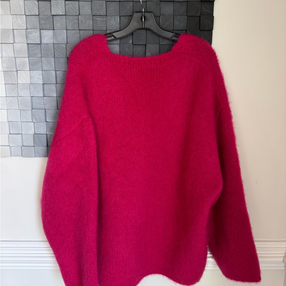 MIKUTA Oversized Mohair Fuchsia V-Neck Sweater - Picture 10 of 15